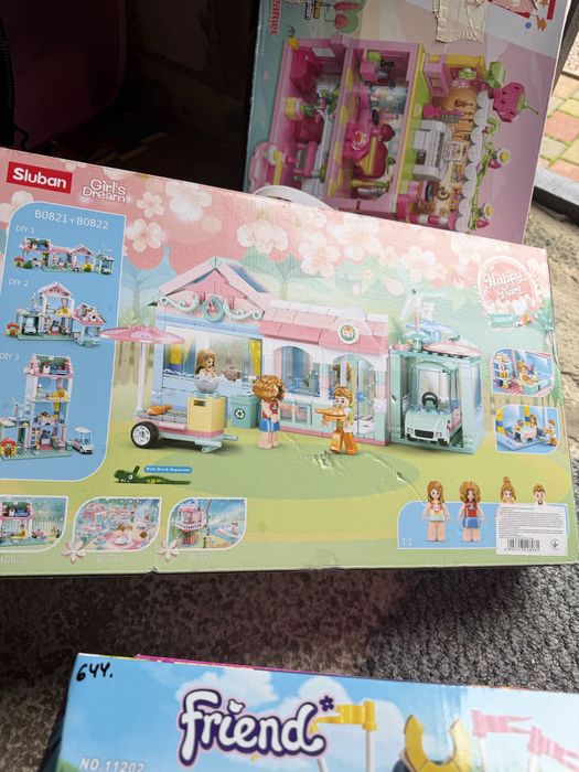 Продам конструкторів  є багато видів!