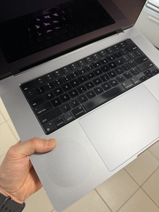 Apple Macbook Pro 16 2021 M1 Pro 16gb 512gb