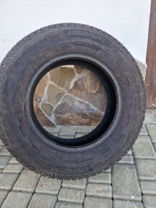 225/65/R16C  112/110R Uniroyal All Season Max