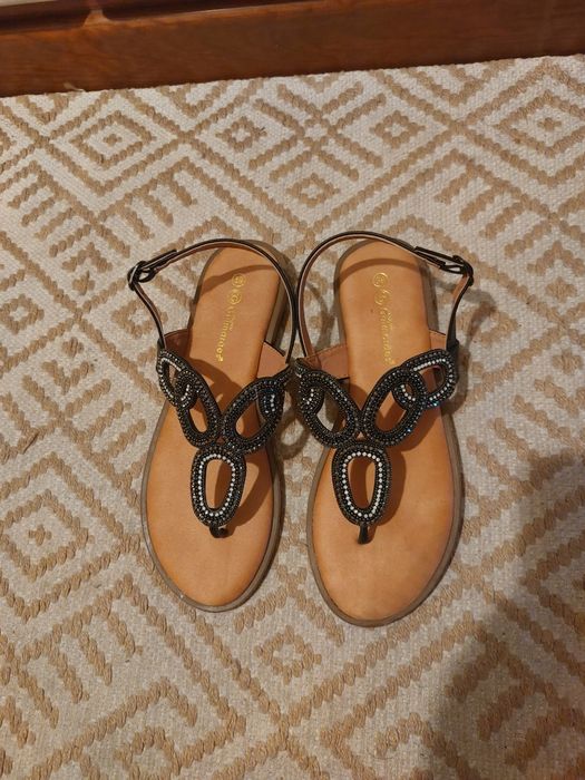 Sandalias novas Guimarães