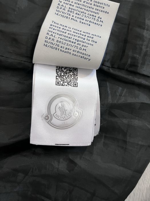 Жилетка Moncler