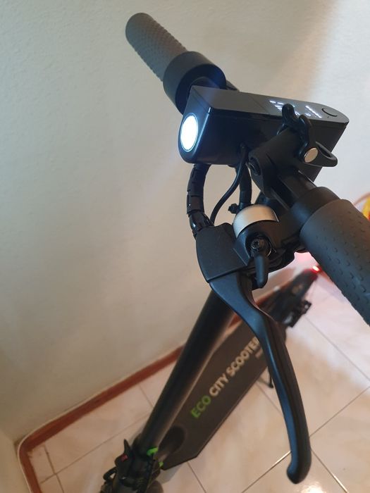 Trotinete elétrica Eco City Scooter