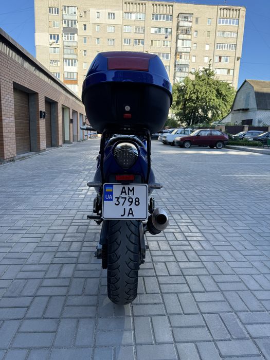 Suzuki GSX600F Katana
