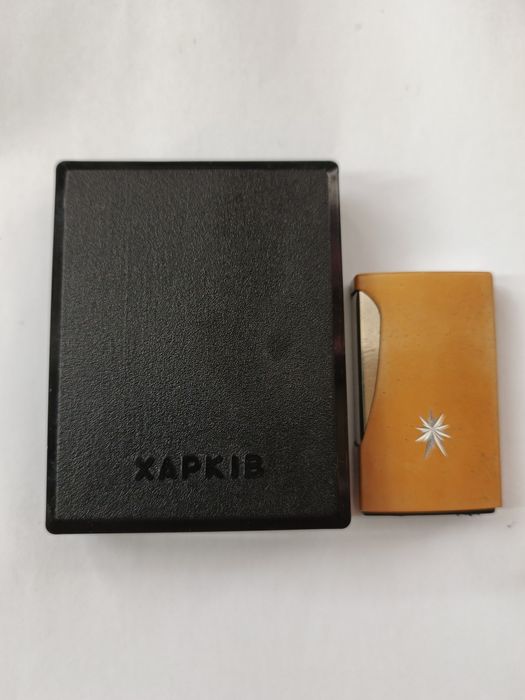 Продам запальничку радянську