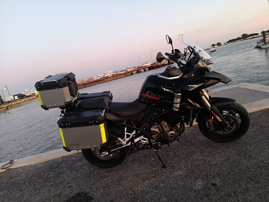Vendo a minha 700cc impecável