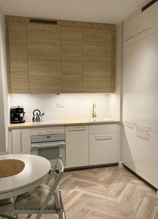 Квартира у Варшаві 2/х кім