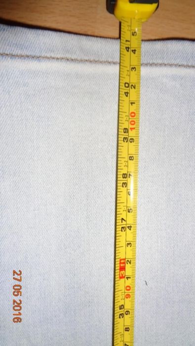 Jasne jeansy, długość 104 cm