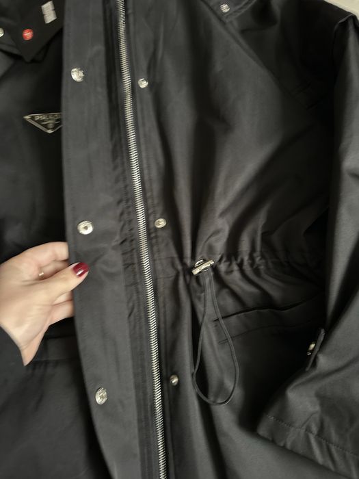 Куртка Prada нова, 3000 грн