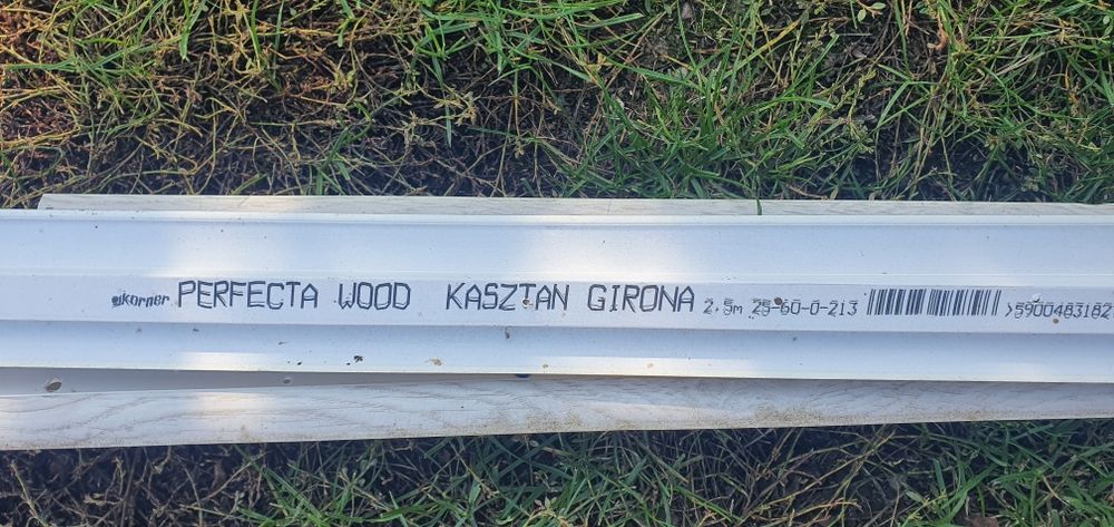 Listwy przypodłogowe