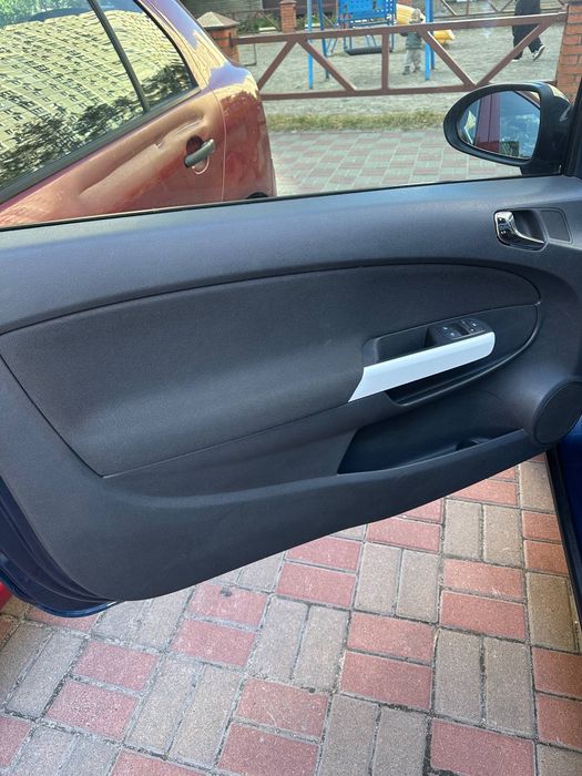 Opel Corsa  2012
