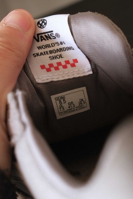 Sapatilhas VANS ZAHBA – Moon Mist