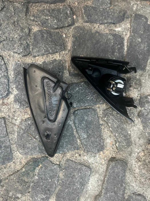 capa de espelho/ tampa de gasoleo / Colunas Som Mercedes-Benz