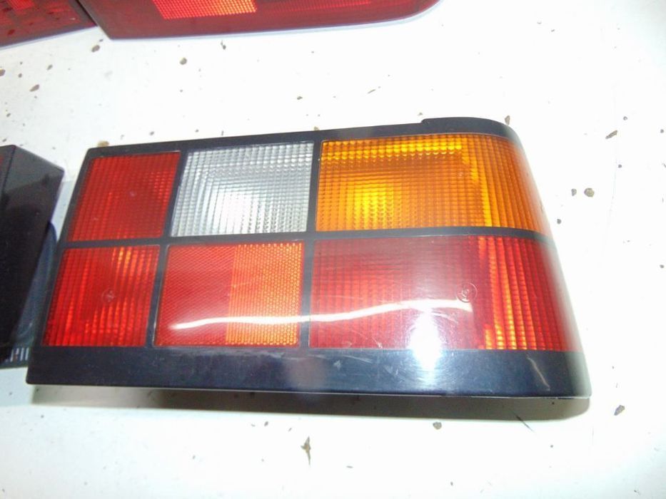Volvo 460/Volvo 440 farolins