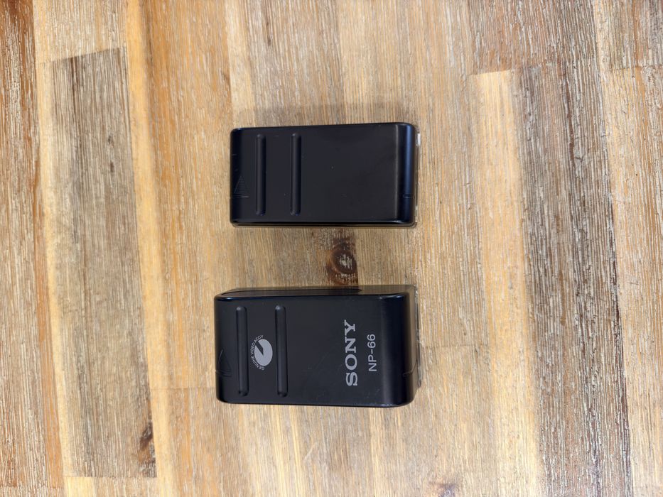 Sony Handycam Video8 CCD-FX200E / FX270E + acessórios originais – FUNCIONAL
