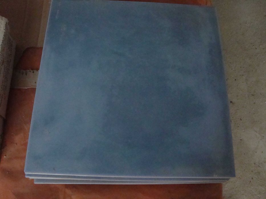 Glazura płytka ścienna płytka podłogowa niebieska 40 x 25 cm. , 32 x 32 cm. Vanessa blue.