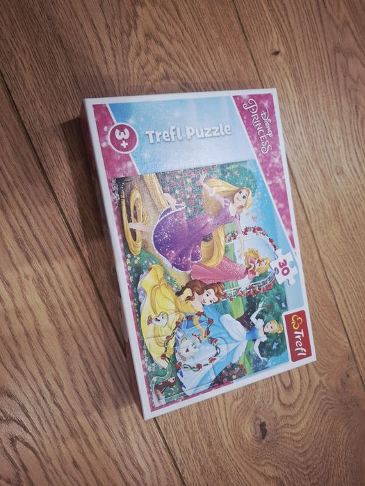 Puzzle puzzle trefl Disney księżniczki princess  3+  30 elementów