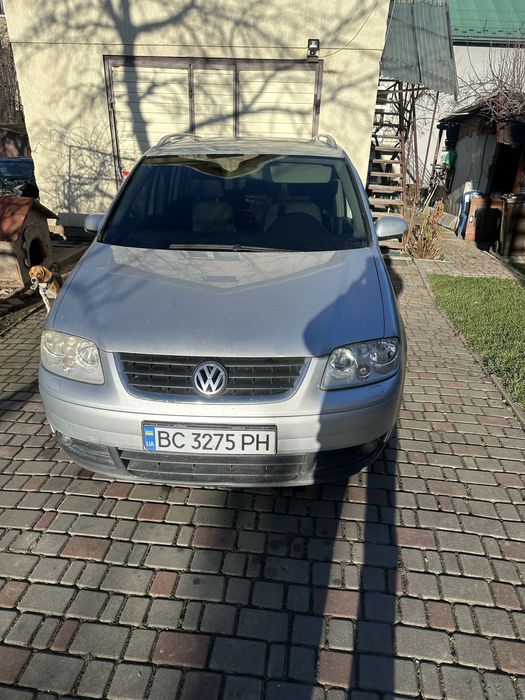 Продам Тоуран 2003р. 2.0tdi