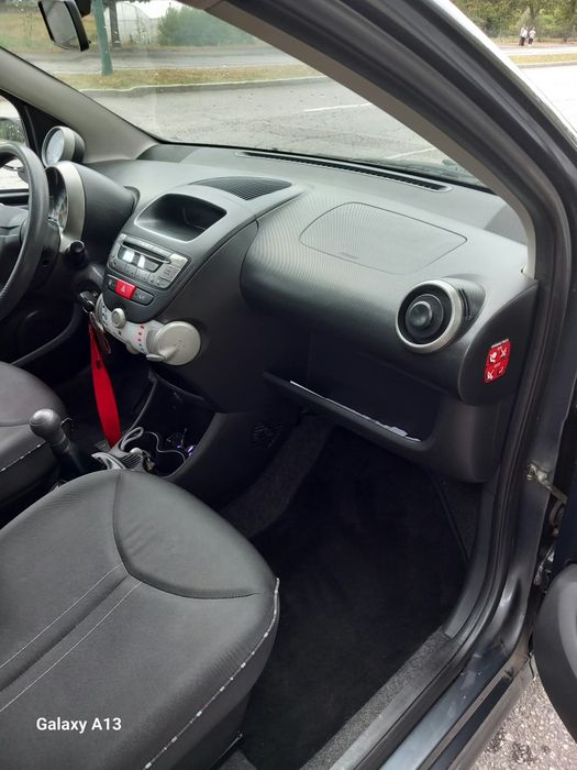 Citroën C1 impecável foto 2