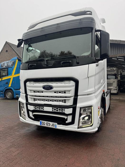 FORD SCANIA Volvo F-MAX 500 .2022 .200MIL KMS