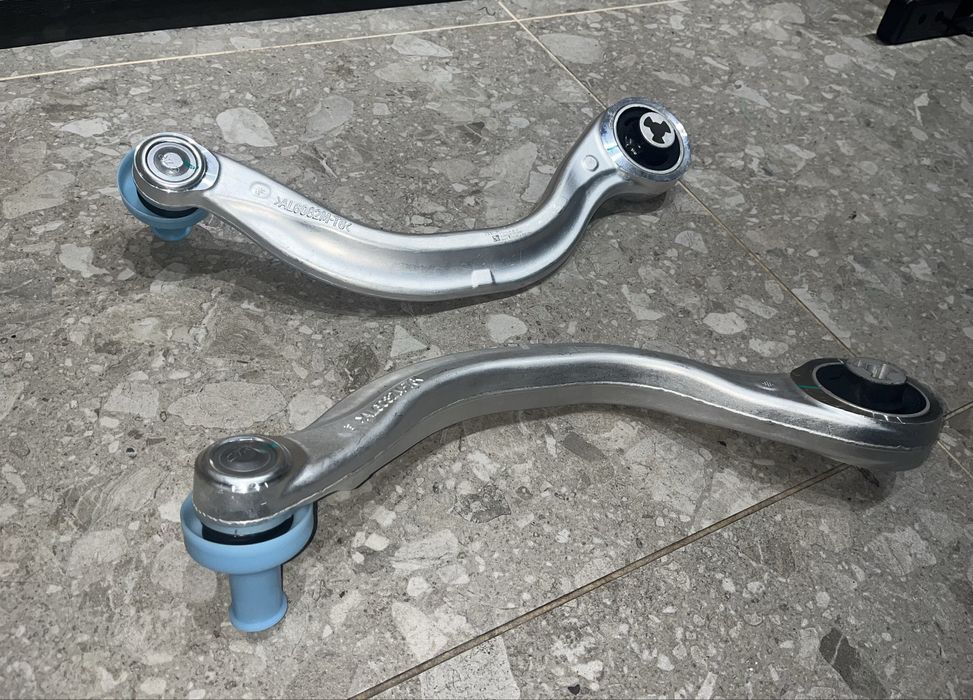 Ричаг передній нижній (БАНАН) на TESLA Model 3, Model Y | ОРИГІНАЛ