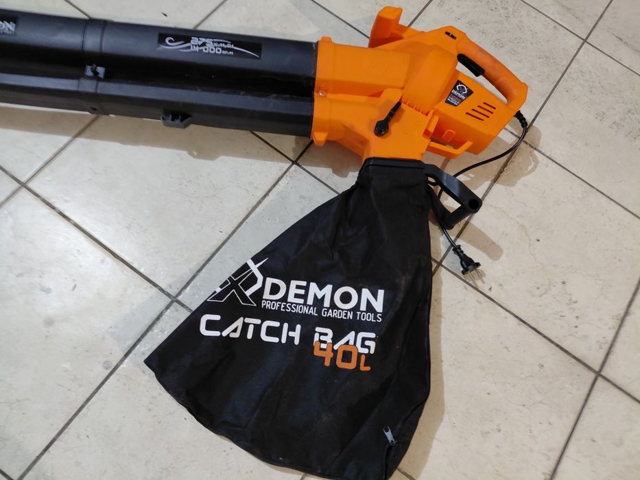 Elektryczny dkurzacz do liści