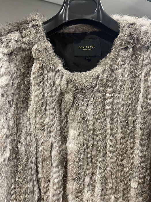 Casaco Novo em pele genuína de raposa e coelho