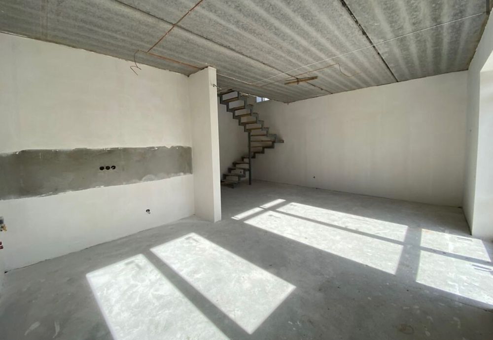 Продам Двох поверховий будинок супер локація