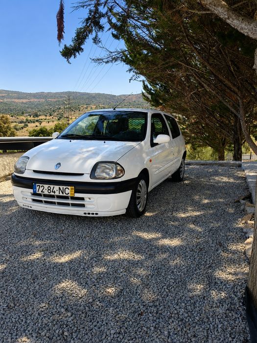 Renault Clio 1.9