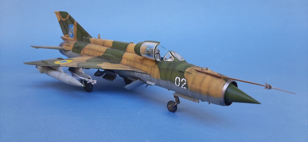 Модель самолета МиГ 21 МФ 1/48