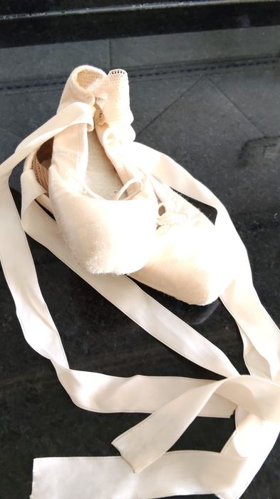 Sapatilhas de Ballet demipointe.456525988223395840