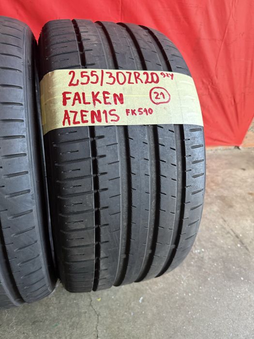Pneys 255/30/20 Falken Impecaveis