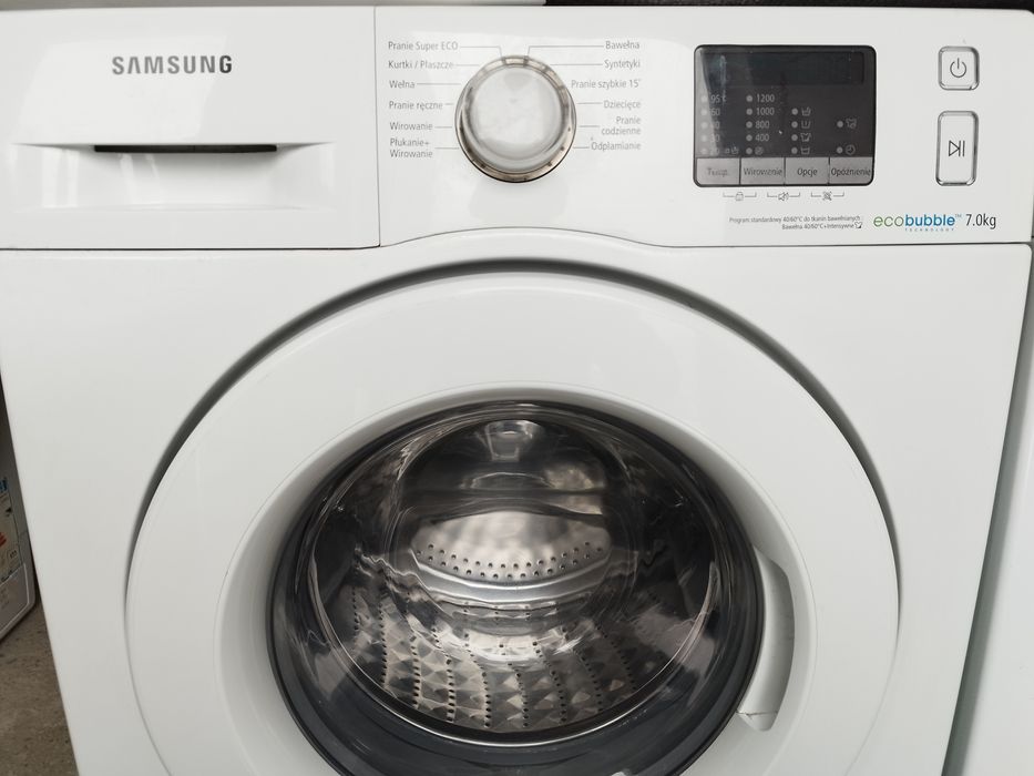 Sprzedam pralkę SAMSUNG Eco bubble 7 kg .