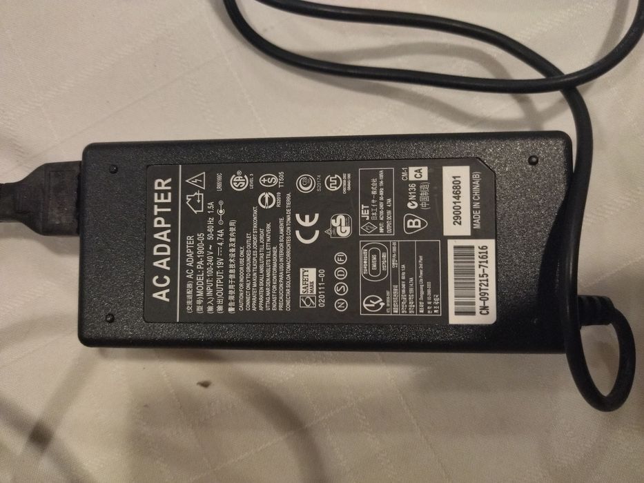 Carregador para computador portátil64751081960705124