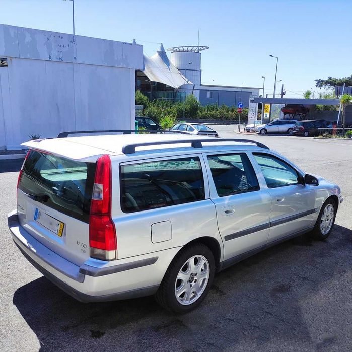 Carrinha Volvo V70 T5 turbo 250cv GPL 7€ 100km Ipo até 2018, distribuição completa e revisão em dia