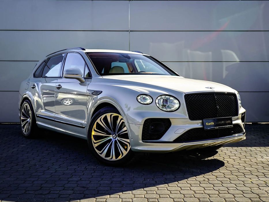 Bentley Bentayga V8 / Japonia / bezwypadkowe / Mulliner / FV23%