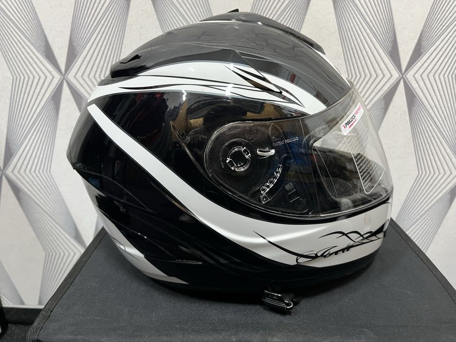Kask motocyklowy na motor integralny iota lota curves xs