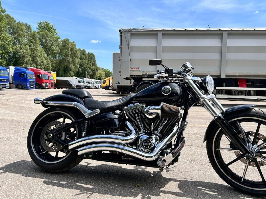 Harley davidson breakout