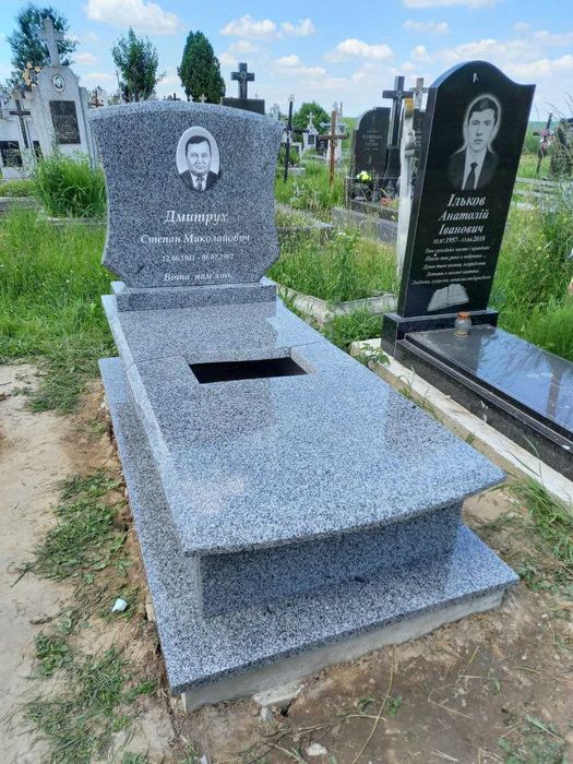 Граніт Пам'ятники одинарні подвійні дитячі Львів