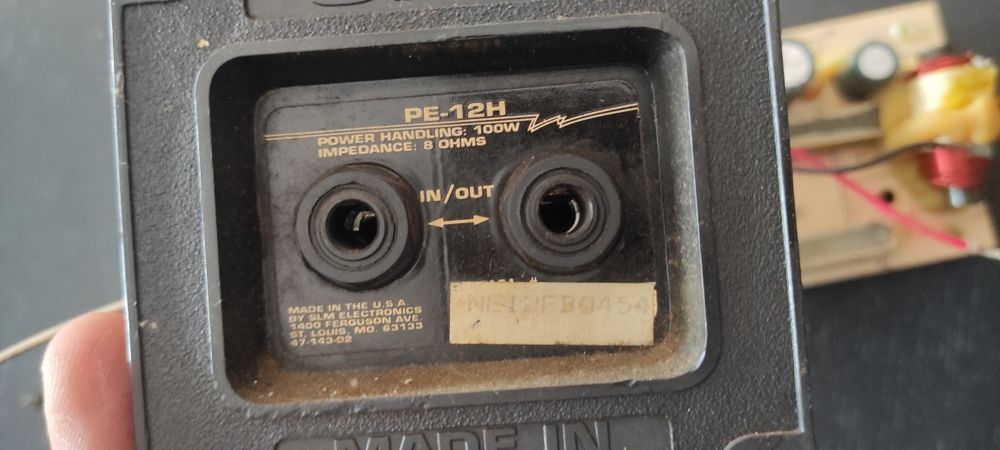 2 two-way crossovers, Crate PE-15H Power: 150 Watts, 8 Ohms64284944576385120