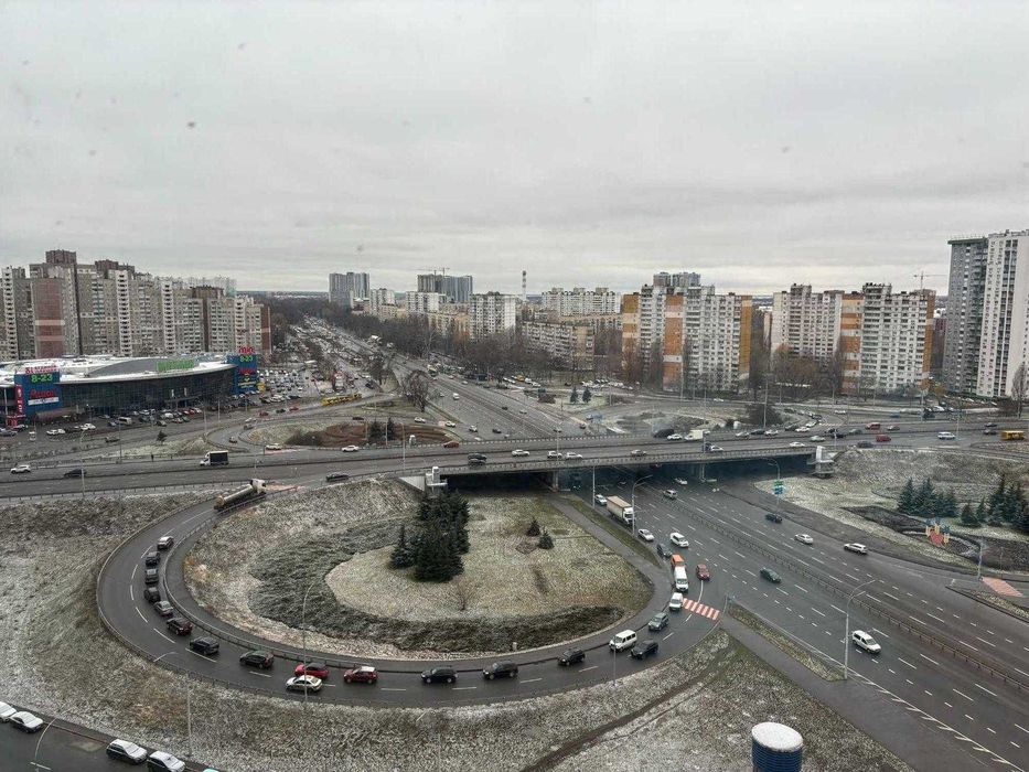 ПРОСТОРА 3 кімнатна квартира з чудовим видом на Іподром ЖК Метрополіс Заболотного Теремки ТРЦ Республіка