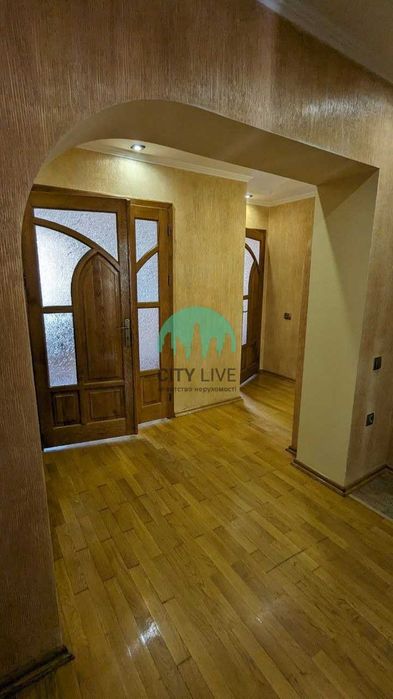 Продаж 2кімнатної квартири з меблями та технікою. 10хв до центру (38)