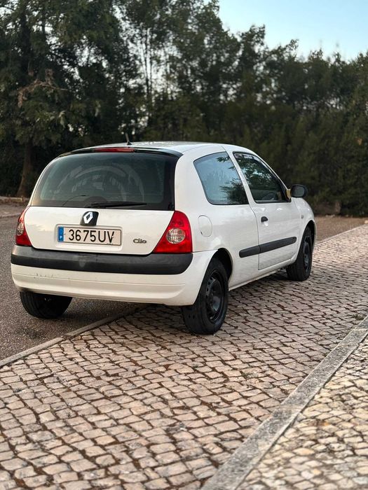 RENAULT CLIO 1.5 dCi 2003