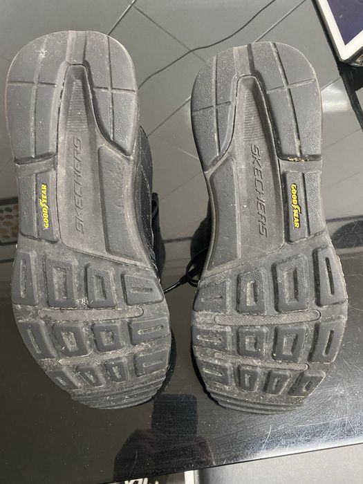 Botas skcheres originais em pele