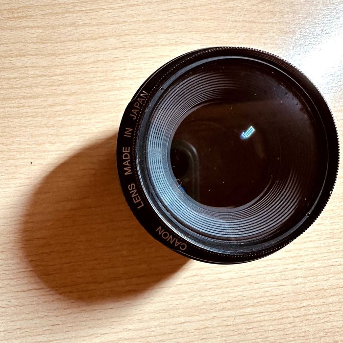 Lente EF Canon 50mm f/1.4 - Com UV Filter