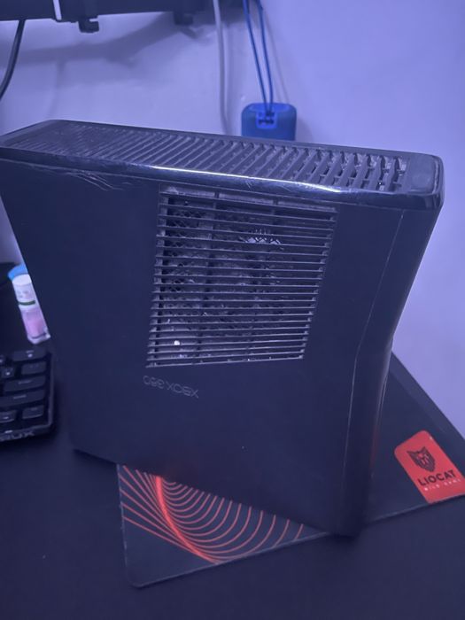 konsola XBOX 360 bez kontrolera + kinect