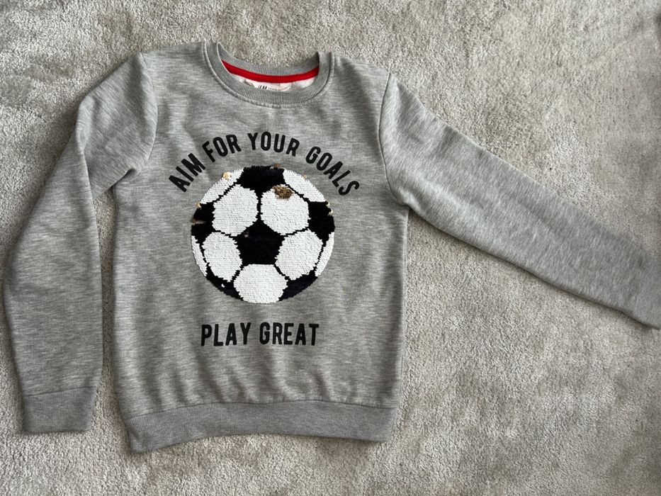 bluza piłka cekiny H&M 134/140