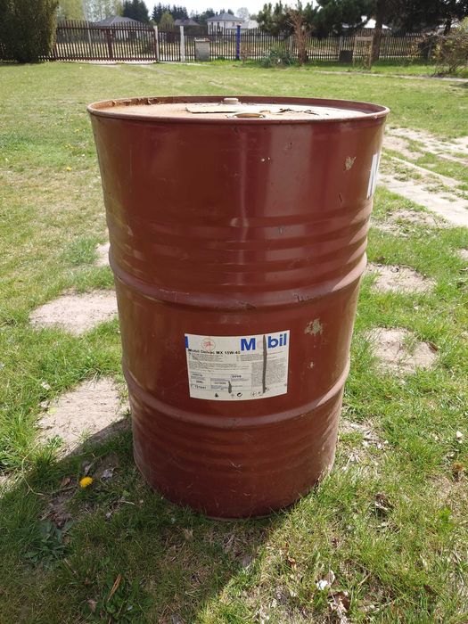 Beczka 208 litrów Mobil Delvac MZ 15W-40 Nadarzyn