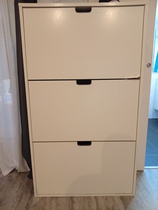 Sapateira ikea 3 portas