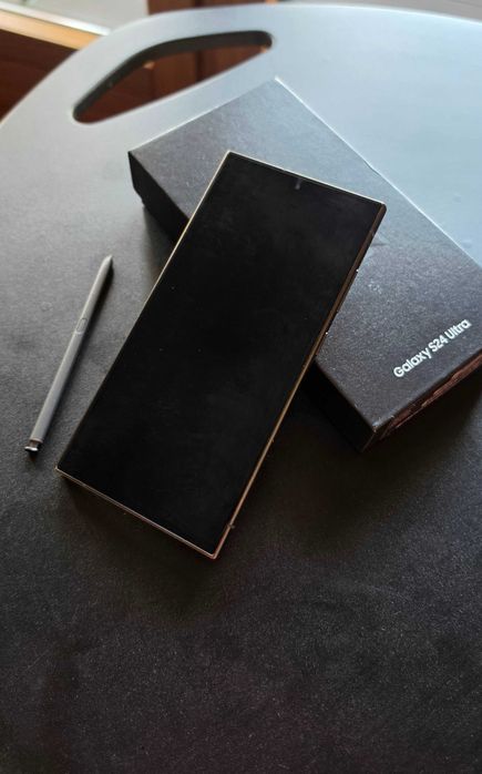 Samsung Galaxy S24 Ultra — COMO NOVO | Garantia até 08/2027 | S-Pen Bluetooth | Extras Incluídos