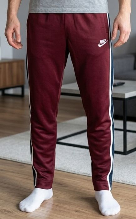 Burgundowe spodnie dresowe męskie Nike rozmiar S